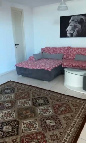 rrfortuzi-jepet-me-qera-11-big-0