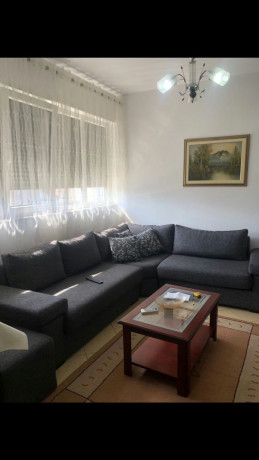 xhamlliku-jepet-me-qera-11-big-3