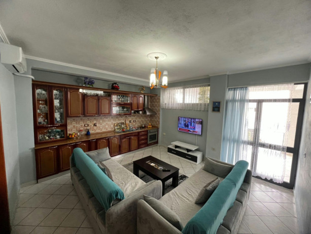 poligrafiku-jepet-me-qera-11-big-1