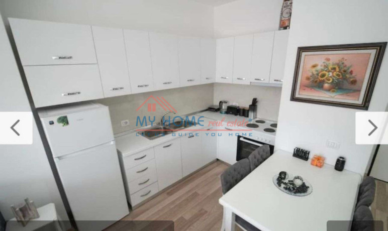 apartament-11-me-qera-qender-tirane-big-0