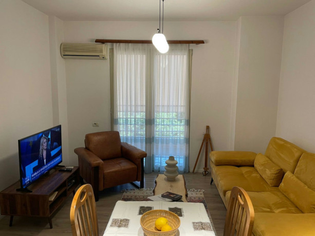 selvia-jepet-me-qera-11-big-3