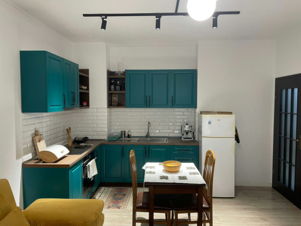 selvia-jepet-me-qera-11-big-3