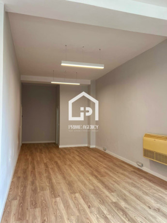 jepet-me-qira-ambjent-biznesi-1-post-parkimi-komuna-e-parisit-big-2