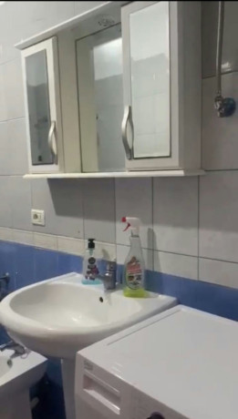 qtu-jepet-me-qera-shtepi-21-big-2