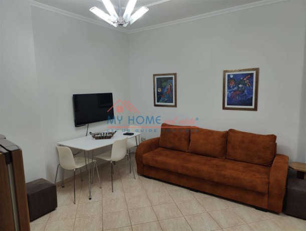 apartament-11-me-qira-tek-21-dhjetori-big-2