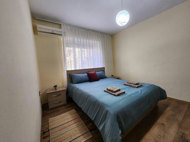 selvia-jepet-me-qera-11-big-0