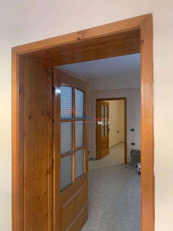 zyre-me-qera-21-dhjetori-tirane-big-4