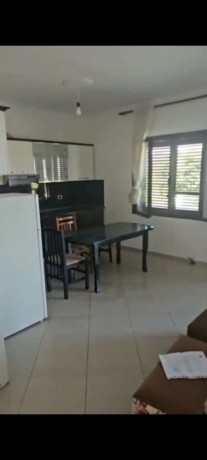 laprake-jepet-me-qera-21-big-2