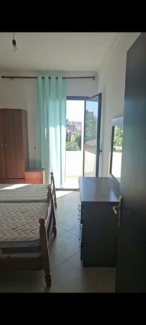 laprake-jepet-me-qera-21-big-1