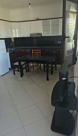 laprake-jepet-me-qera-21-big-0