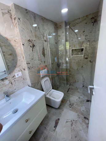 zyre-me-qera-bllok-ne-tirane-big-1