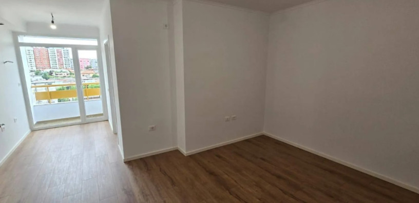 shitet-apartament-11rruga-irfan-tomini-prane-karburat-kastratit-big-1