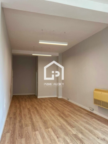 jepet-me-qira-ambjent-biznesi-1-post-parkimi-komuna-e-parisit-big-4