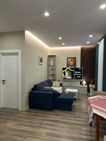 pazari-i-ri-jepet-me-qera-11-big-4