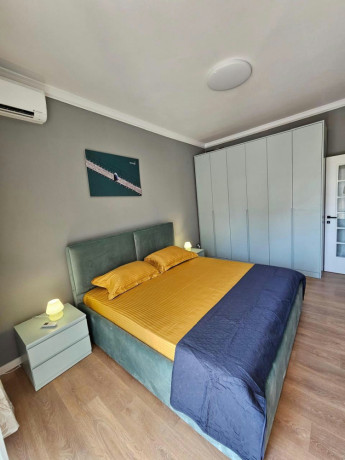 pazari-i-ri-jepet-me-qera-11-big-2