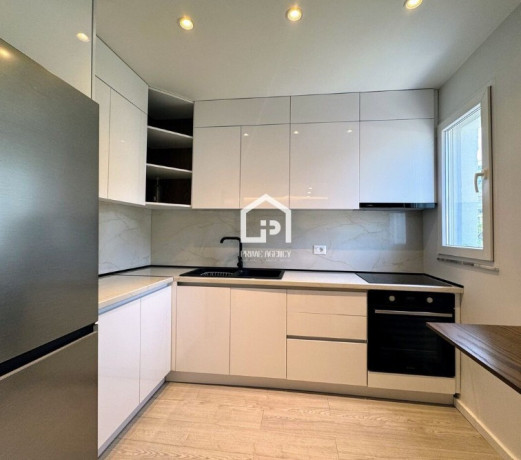 shitet-apartament-11perballe-spitalit-amerikan-3-big-4