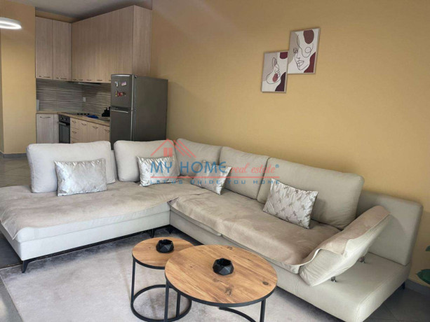 apartament-11-me-qera-tek-rruga-burgut-big-3