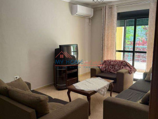 Apartamet 3+1+Post Parkimi me qera 5 Maj