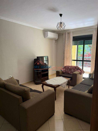 apartamet-31post-parkimi-me-qera-5-maj-big-0