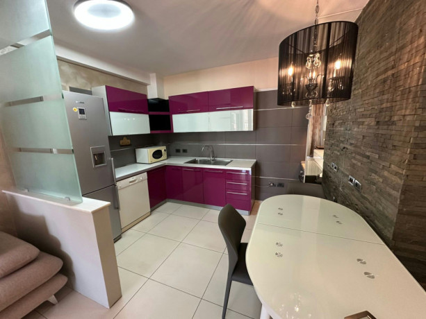 pazari-i-ri-jepet-me-qera-31-big-1