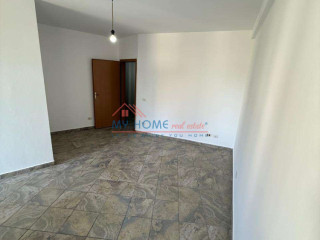 Garsoniere ne shitje Pazari i Ri Tirane