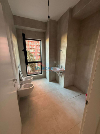 zyre-me-qera-tek-garden-building-tirane-big-2