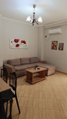 apartament-21-me-qira-te-myslym-shyri-tirane-big-0