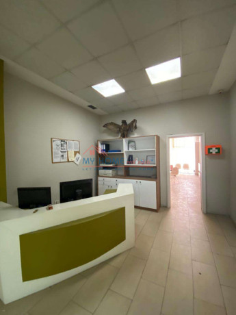 zyre-me-qera-tek-rruga-e-kavajes-tirane-big-1