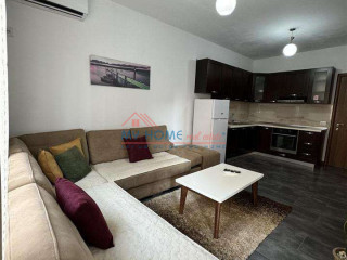 Apartament 2+1 me qera ne Astir