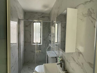 Myslym Shyri jepet me qera 1+1