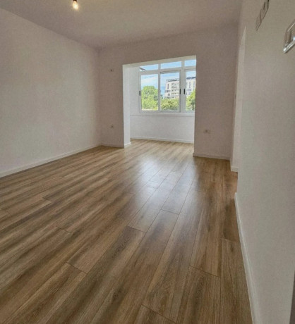 prane-postes-qendrore-shitet-garsoniere-big-1