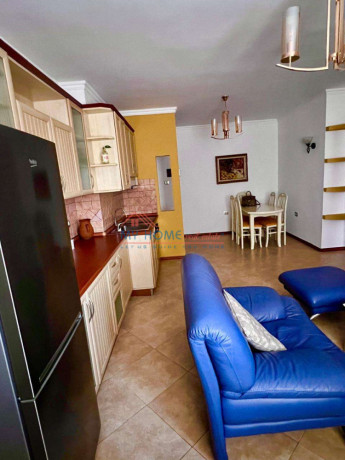 apartament-21-me-qera-ne-qender-ne-tirane-big-0