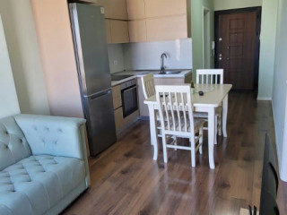 Spitali jepet me qera 1+1