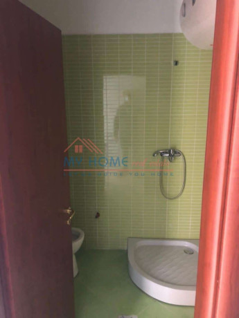 zyre-me-qera-tek-jordan-misja-ne-tirane-big-4