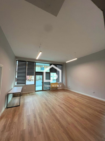 jepet-me-qira-ambjent-zyrash-1-post-parkimi-komuna-e-parisit-big-0