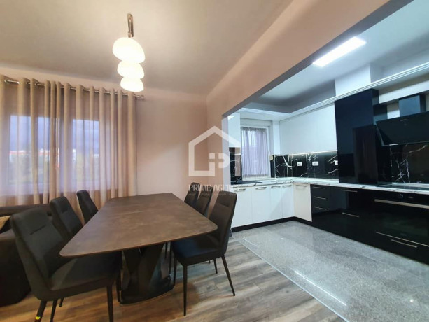 shitet-apartament-31-post-parkimi-zona-tegut-big-3