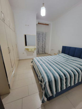 unaza-e-re-jepet-me-qera-21-big-3