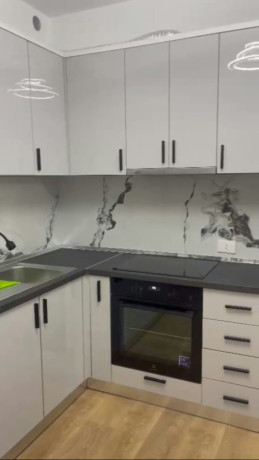 xhamlliku-jepet-me-qera-21-big-0