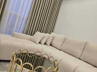 Instituti Kamez jepet me qera 1+1