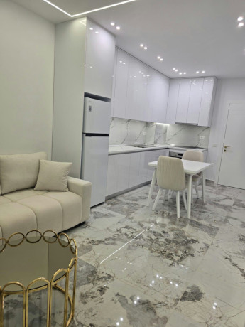 instituti-kamez-jepet-me-qera-11-big-3