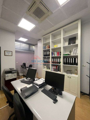 zyre-me-qera-te-ish-ekspozita-ne-tirane-big-3