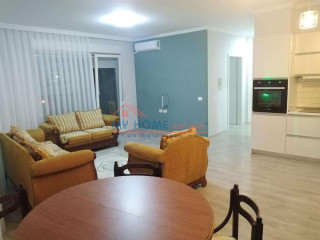 Apartament 2+1 me qera 21 Dhjetori Tirane