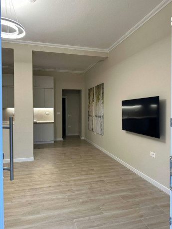 xhamlliku-jepet-me-qera-11-big-3