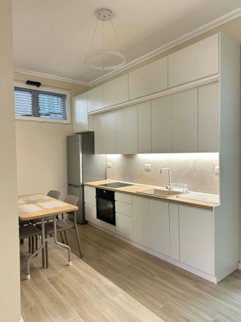 xhamlliku-jepet-me-qera-11-big-0