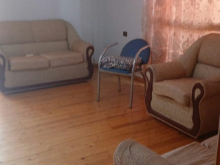 Selite jepet me qera 1+1