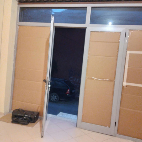 ambjent-komercial-per-shitje-per-biznes-ne-pallat-i-ri-zona-don-bosko-jordan-misja-big-3