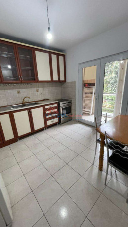 apartament-11kuzhine-me-vete-me-qera-ne-laprake-tirane-big-2
