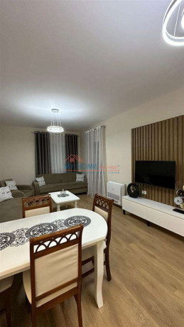apartament-11post-parkimi-me-qira-tek-5-maj-tirane-big-1