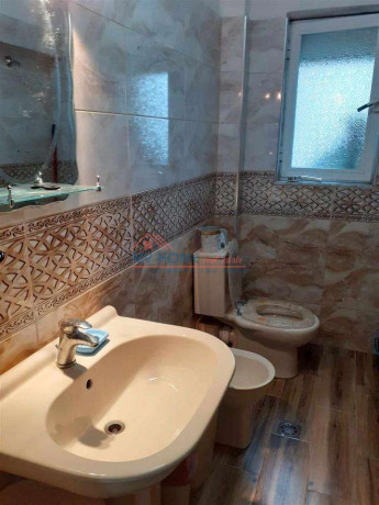 apartament-11-me-qera-tek-klan-tv-ne-tirane-big-3