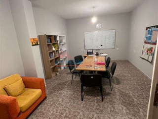 Zyre me Qira Myslym Shyri ne Tirane